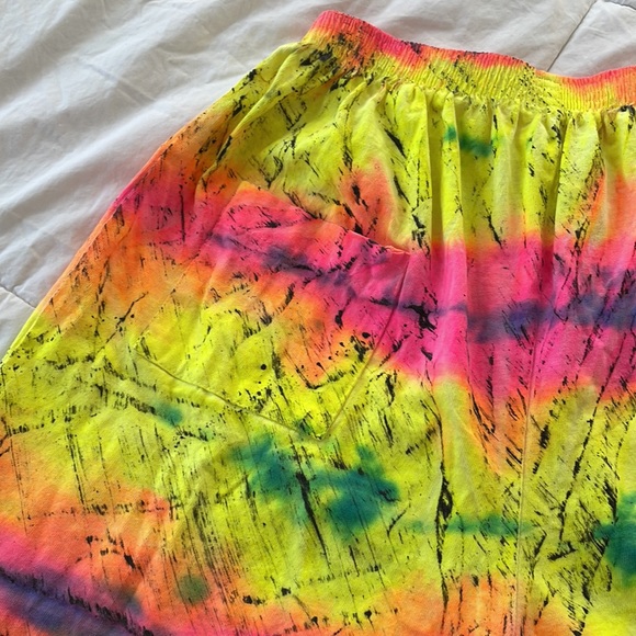 90’s Tie Dye Cotton Shorts - Picture 3 of 5